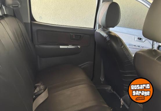 Camionetas - Toyota Hilux Dx 2015 Diesel 151000Km - En Venta