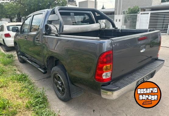 Camionetas - Toyota HILUX DX 2010 Diesel 385000Km - En Venta