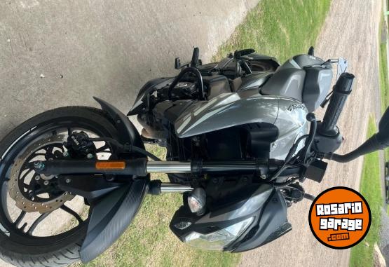 Motos - Bajaj Rousser NS200 2023 Nafta 2300Km - En Venta