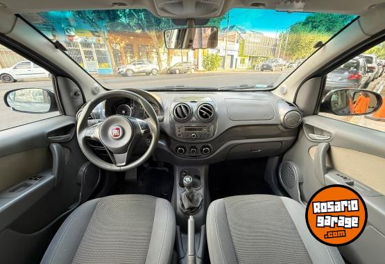Autos - Fiat Palio Essence 2015 Nafta 94000Km - En Venta