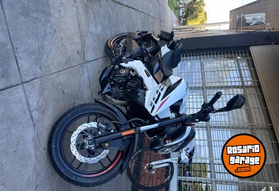 Motos - Bajaj Ns 200 2024 Nafta 4800Km - En Venta