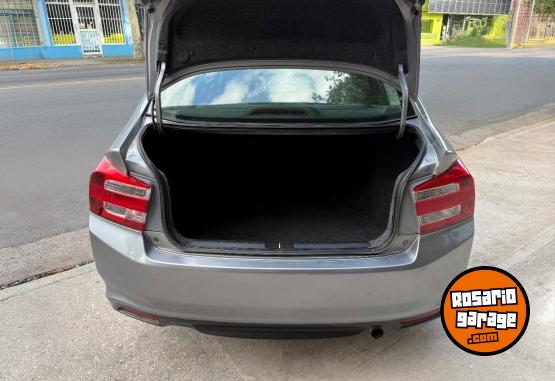 Autos - Honda City 2012 Nafta 140000Km - En Venta