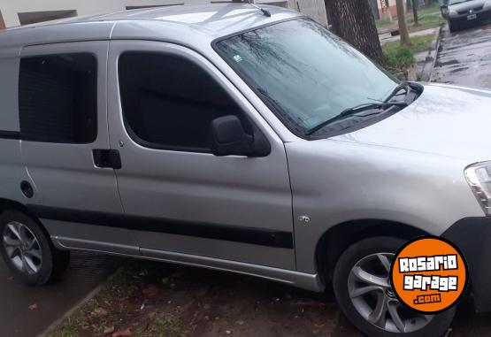 Utilitarios - Citroen BERLINGO 1,6 HDI ,MIXTA 2017 Diesel 135000Km - En Venta