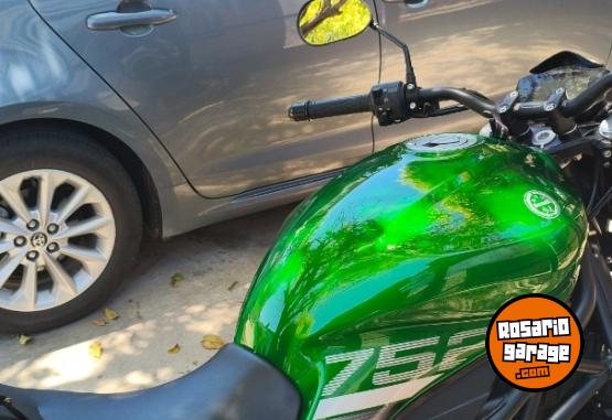 Motos - Benelli 752s 2022 Nafta 7000Km - En Venta