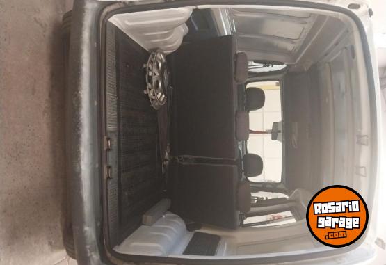 Utilitarios - Renault 2001 2001 Diesel 180000Km - En Venta