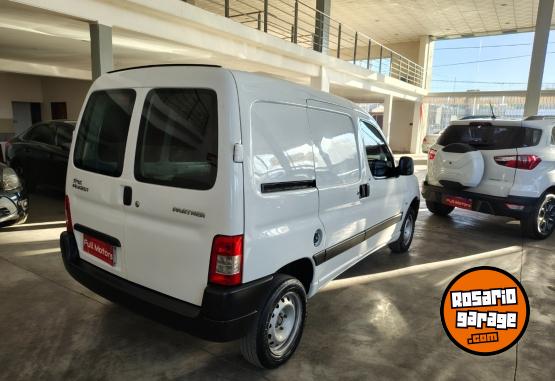 Utilitarios - Peugeot PARTNER BERLINGO 2019 Diesel 136200Km - En Venta