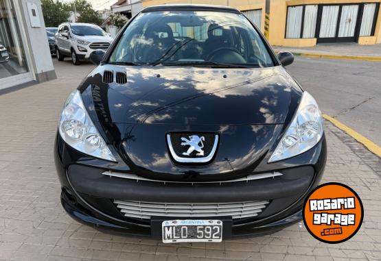 Autos - Peugeot 207 2013 Diesel 125000Km - En Venta