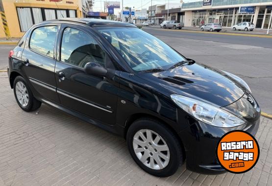 Autos - Peugeot 207 2013 Diesel 125000Km - En Venta