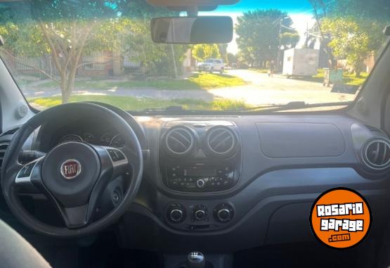 Autos - Fiat palio attractive 1.4 2016 Nafta 111200Km - En Venta