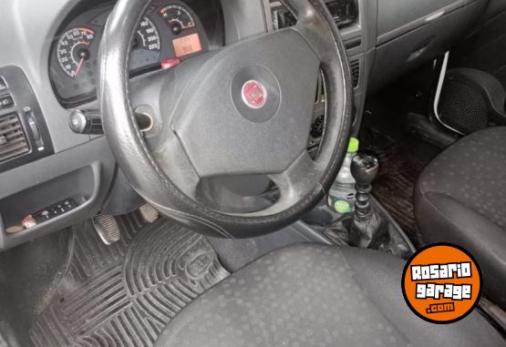 Autos - Fiat Siena atractive 2011 GNC 111111Km - En Venta