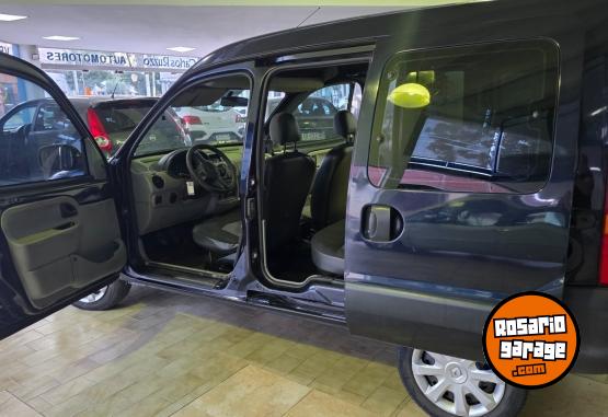 Utilitarios - Renault Kangoo Auth. Plus 1.6 DA 2011 Nafta 235000Km - En Venta
