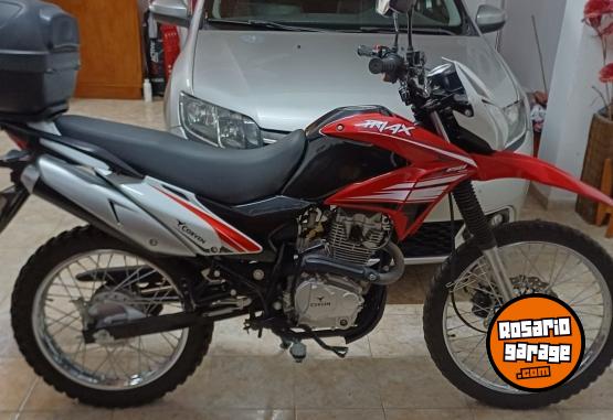 Motos - Corven Triax 150 R3 2023 Nafta 4650Km - En Venta