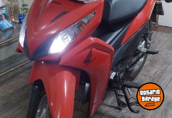 Motos - Honda Wave 110s 2023 Nafta 9000Km - En Venta