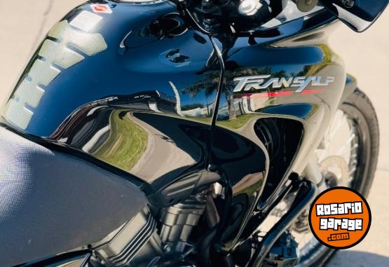 Motos - Honda TRANSALP 650V 2006 Nafta 87000Km - En Venta