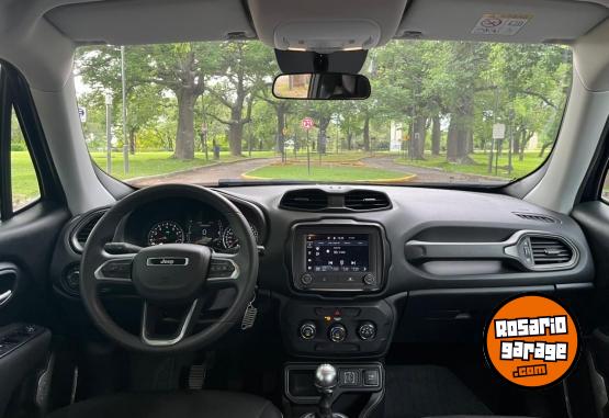 Camionetas - Jeep RENEGADE SPORT 1.8 MT 2023 Nafta 40000Km - En Venta