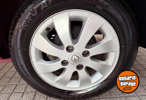 Autos - Renault Symbol Expression ll 2013 Nafta 123000Km - En Venta