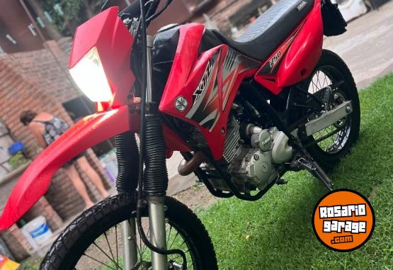 Motos - Yamaha XTZ 250 lander 2011 Nafta 48000Km - En Venta