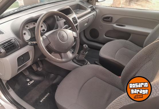 Autos - Renault Clio II 2010 Nafta 148000Km - En Venta