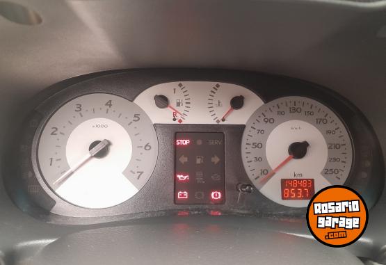 Autos - Renault Clio II 2010 Nafta 148000Km - En Venta