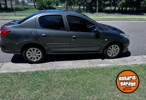 Autos - Peugeot 207 Compact XT HDI 2010 Diesel 220000Km - En Venta