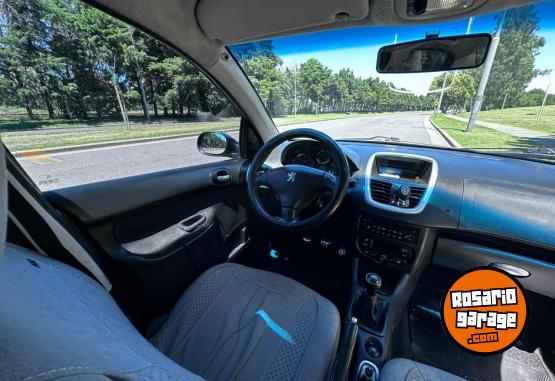 Autos - Peugeot 207 Compact XT HDI 2010 Diesel 220000Km - En Venta
