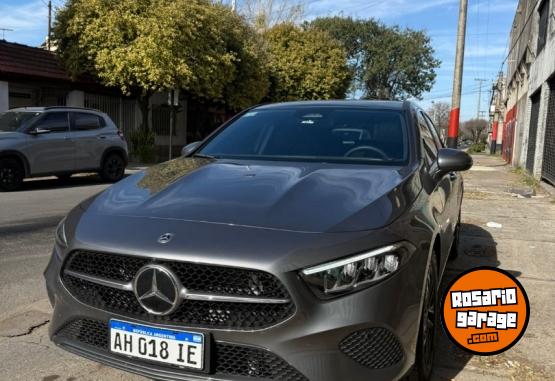 Autos - Mercedes Benz A200 2025 Nafta 2900Km - En Venta