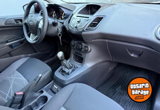 Autos - Ford Fiesta 2015 Nafta 90000Km - En Venta