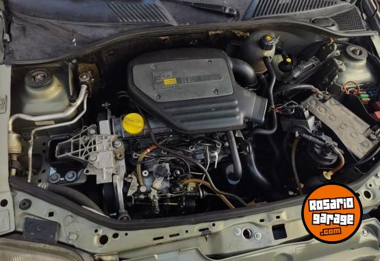 Autos - Renault Clio 2002 Diesel 154000Km - En Venta