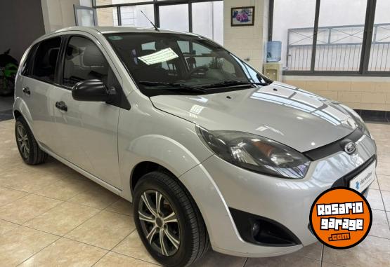 Autos - Ford FIESTA AMBIENTE PLUS MP3 2010 GNC 123310Km - En Venta