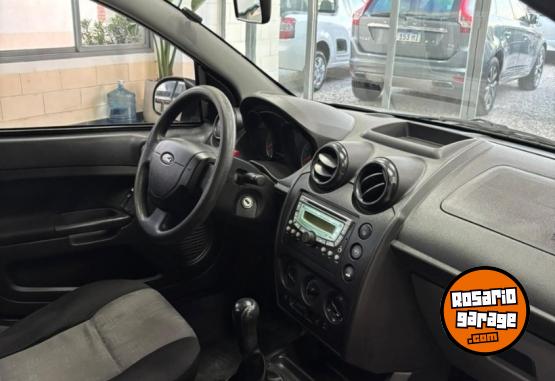 Autos - Ford FIESTA AMBIENTE PLUS MP3 2010 GNC 123310Km - En Venta