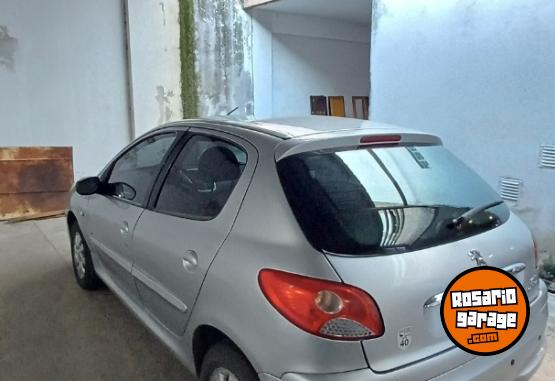 Autos - Peugeot 207 compact 2011 Diesel 191000Km - En Venta