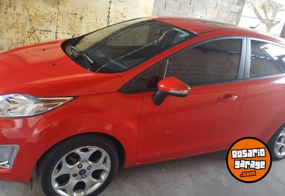 Autos - Ford Fiesta kinetig 2013 GNC 230000Km - En Venta