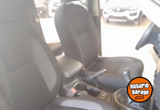 Camionetas - Nissan Frontier 2022 Diesel 80000Km - En Venta