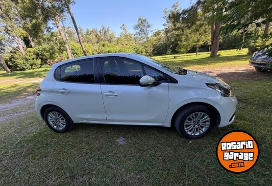Autos - Peugeot 208 Allure 1.6 2018 Nafta 117000Km - En Venta