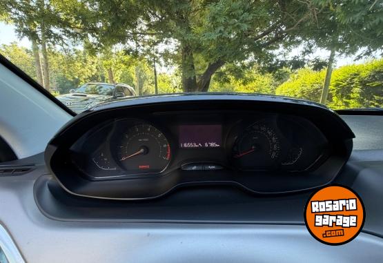 Autos - Peugeot 208 Allure 1.6 2018 Nafta 117000Km - En Venta
