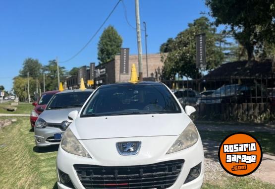 Autos - Peugeot 207 2011 Nafta - En Venta
