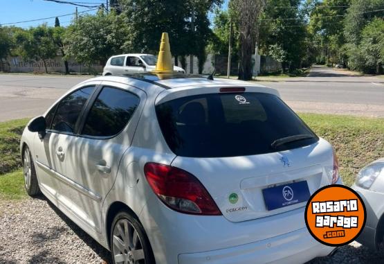 Autos - Peugeot 207 2011 Nafta - En Venta