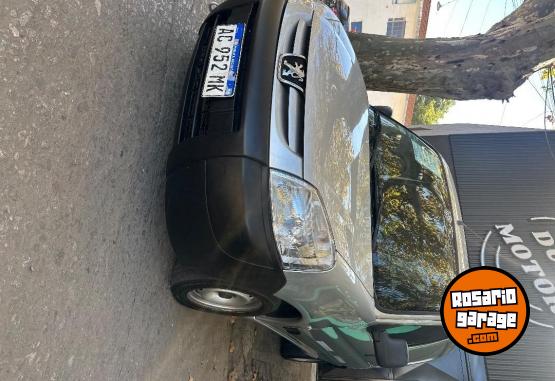 Utilitarios - Peugeot Parnert 2018 Diesel 170000Km - En Venta