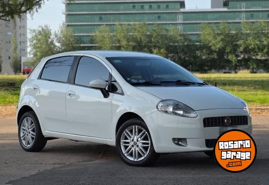 Autos - Fiat Punto ESSENCE 2012 Nafta 116000Km - En Venta