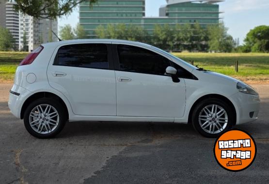 Autos - Fiat Punto ESSENCE 2012 Nafta 116000Km - En Venta