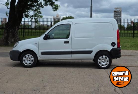 Utilitarios - Renault Kangoo 2013 Nafta 140000Km - En Venta