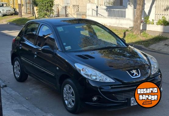 Autos - Peugeot 207 2013 Nafta 119000Km - En Venta