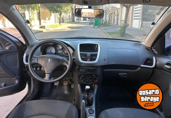 Autos - Peugeot 207 2013 Nafta 119000Km - En Venta
