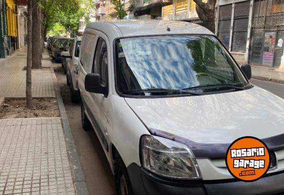Utilitarios - Peugeot PARNET 2013 Diesel 170000Km - En Venta