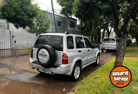 Camionetas - Suzuki Grand Vitara 2005 Diesel 220000Km - En Venta
