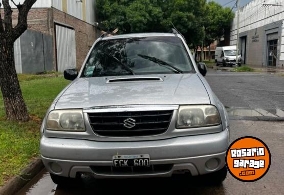 Camionetas - Suzuki Grand Vitara 2005 Diesel 220000Km - En Venta