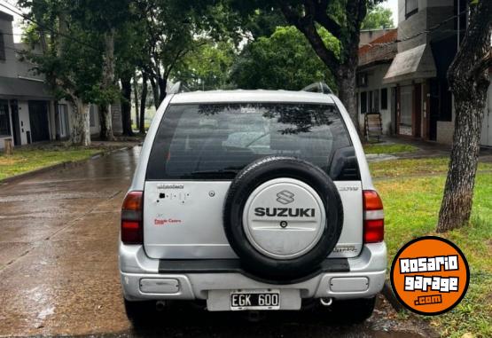 Camionetas - Suzuki Grand Vitara 2005 Diesel 220000Km - En Venta