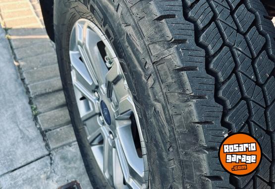 Camionetas - Ford Ranger XLS 2024 Diesel 3800Km - En Venta