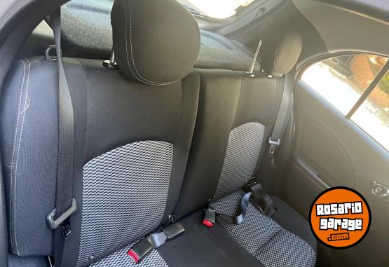 Autos - Nissan 2019/ Sense Pure Drive 2019 Nafta 73000Km - En Venta