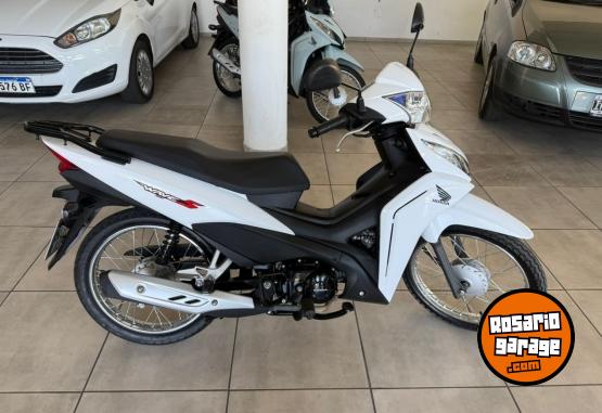 Motos - Honda Wave S 2023 Nafta 9000Km - En Venta